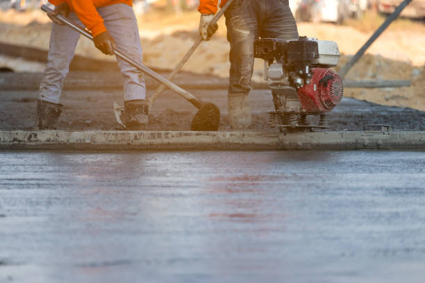 Best Concrete Driveway Installation  in Highland, MD